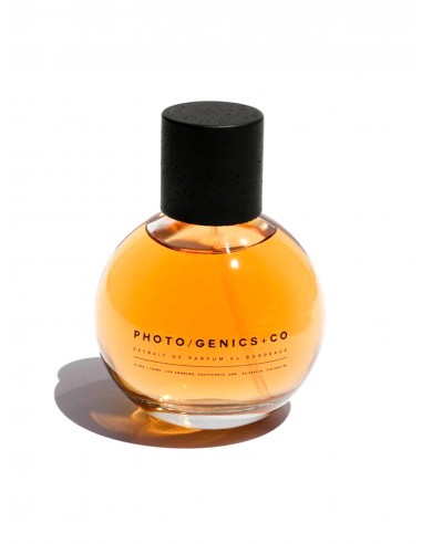 No. 7 Resin Extrait de Parfum hantent personnes