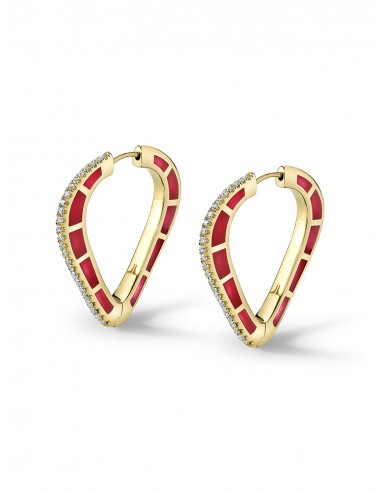 Cobra, 18K Yellow Gold, Red Enamel + Diamond Hoop Earrings s'inspire de l'anatomie humaine