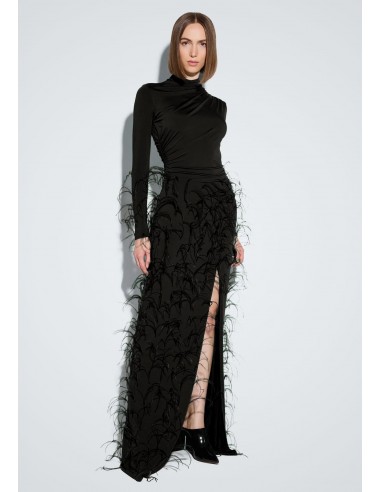 Jersey Draped Gown With Feathers en linge