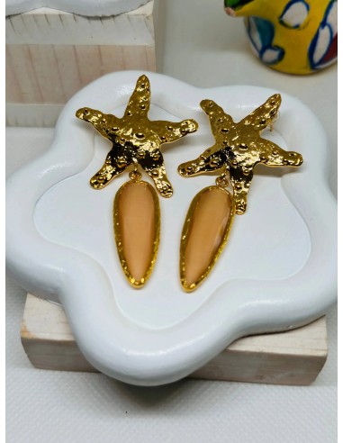 Agatha Star Fish Cat Eye Earrings est présent 